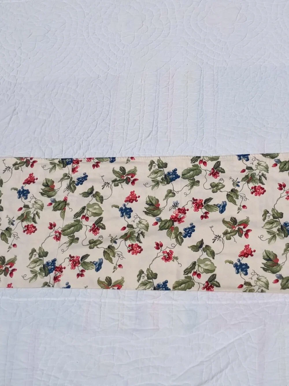 Pair of Vintage Waverly Pleasant Valley Curtain Valances Set of 2 Grapes Country
